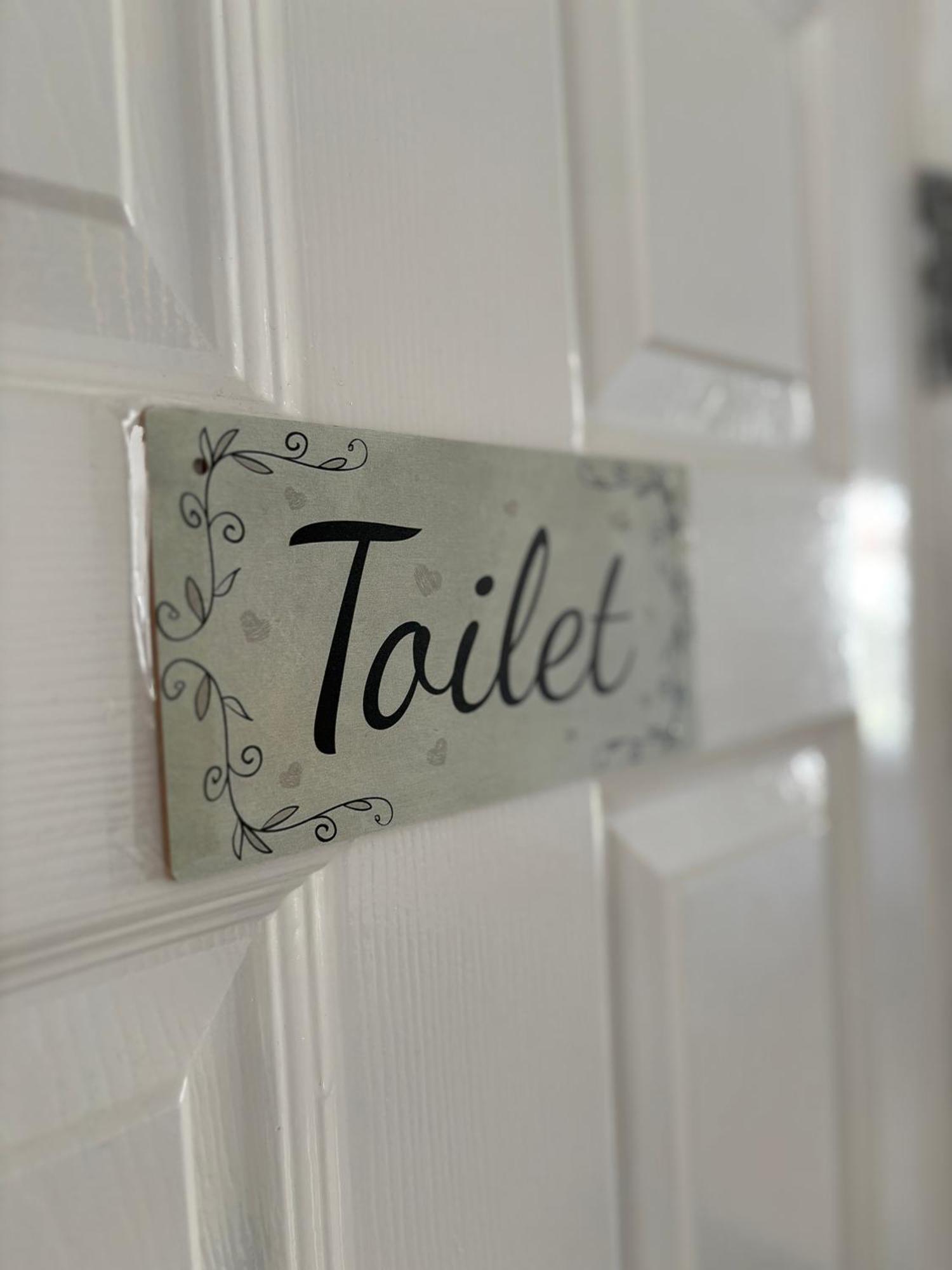 Luton - Newly Renovated Ideal For Short Stay, Close To Airport Train Station, Free Parking Off Street , Luxury Comfort In Price Luton (Bedfordshire)